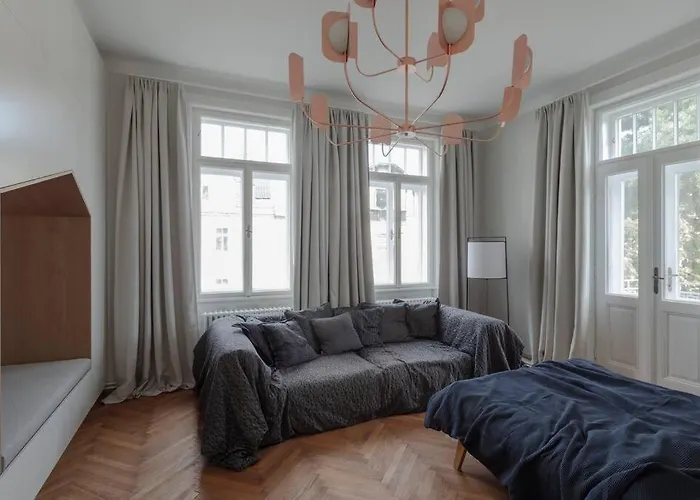 Viennese Jewel I 120 M² I Quiet Area