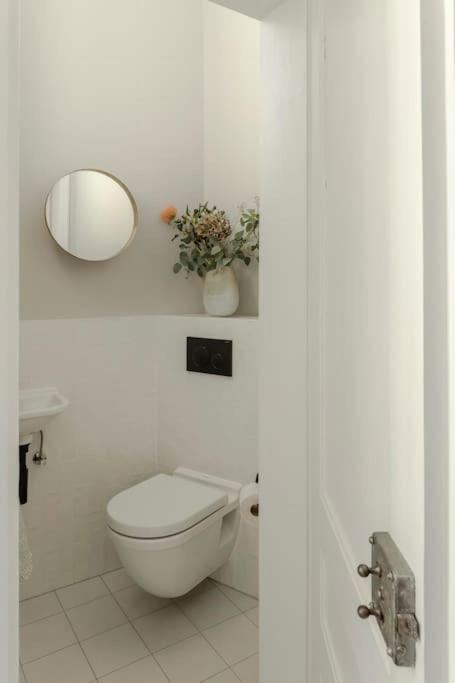 Viennese Jewel I 120 M² I Quiet Area Wien