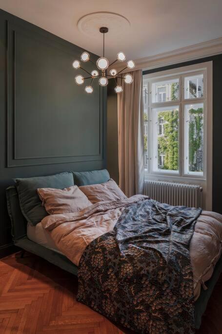Viennese Jewel I 120 M² I Quiet Area Apartment